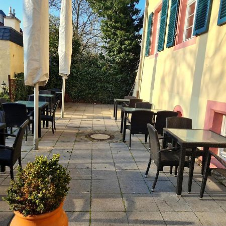 Hotel Am Schloss Alzey Bagian luar foto